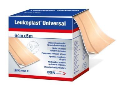 Leukoplast universal waterbestendige wondpleister 6 cm x 5 meter