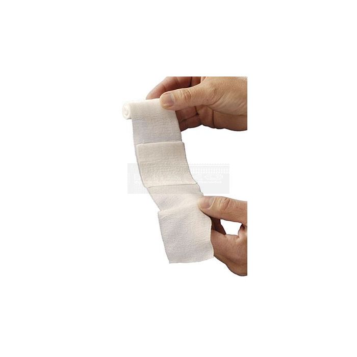 Snelverband steriel Nr.3 10 cm x 12 cm gerold model in hand